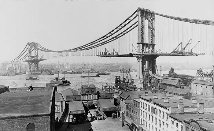 Famous Landmarks Under Construction Quiz Manhattan Bridge under construction