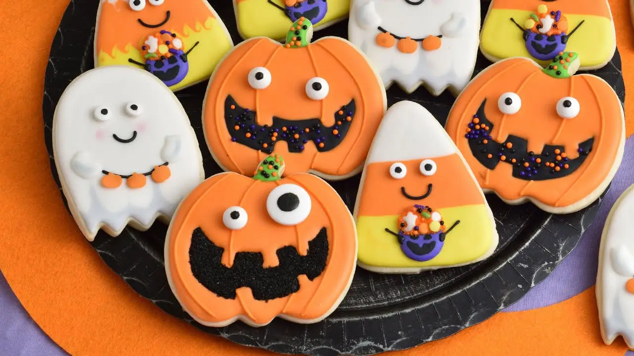 Halloween sugar cookies