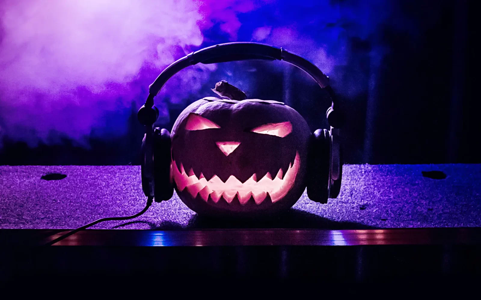 Which Haunted House Are You? Quiz Halloween music