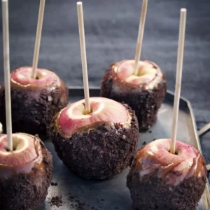 Fall Activities Quiz Make caramel apples