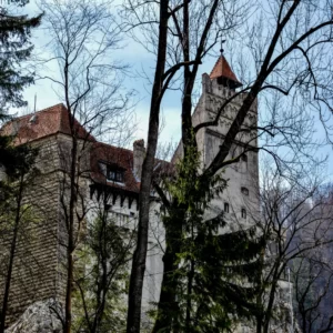 Which Vampire Are You? Quiz Ancient castle