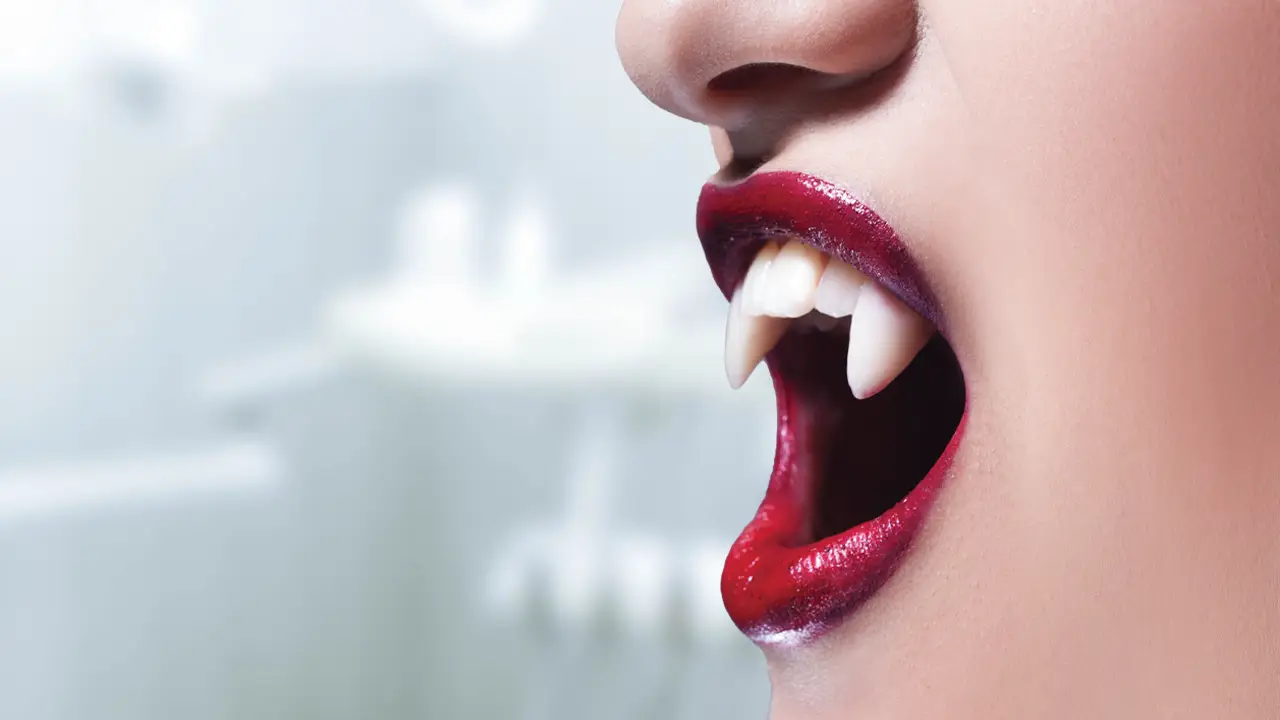 Which Vampire Are You? Quiz Vampire fangs