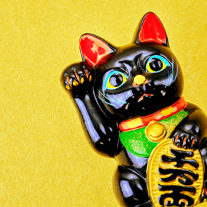 M Trivia Quiz Maneki-neko