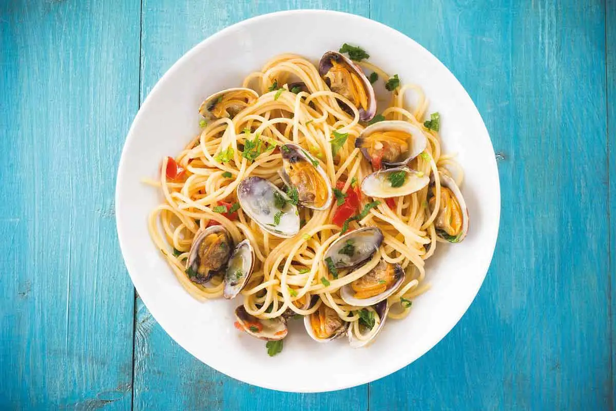 Spaghetti alle Vongole clam pasta