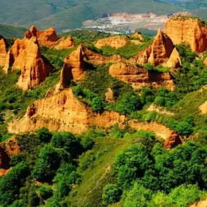 Travel Around World To See Country You Should Move To Quiz Monumento Natural de Las Médulas, Spain