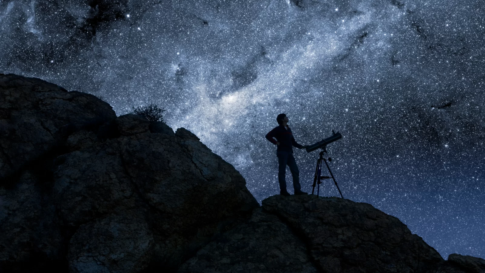 Are You A Black Hole, A Supernova, A Nebula, Or A Comet? Quiz Stargazing
