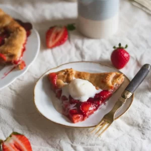 Pick Strawberry Treats To See What You'll Do This Spring Quiz Strawberry pancakes