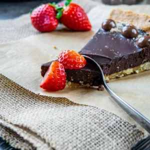 Pick Strawberry Treats To See What You'll Do This Spring Quiz Strawberry chocolate tart