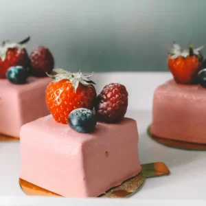 Eat At Strawberry Buffet To Know What Berry You Are Quiz Strawberry mousse cake