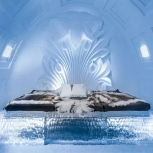 New Year's Bucket List Quiz Stay in unique accommodation