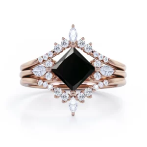 Engagement Rings Quiz Black ring 11