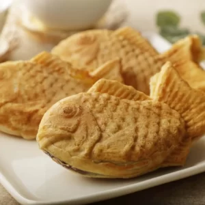 KPop Group-Seoul Travel Quiz Bungeoppang (Korean fish-shaped pastry)