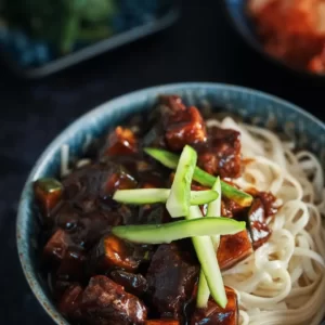 Build World Meal To Know Language You Should Learn Quiz Jajangmyeon (South Korean black bean noodles)