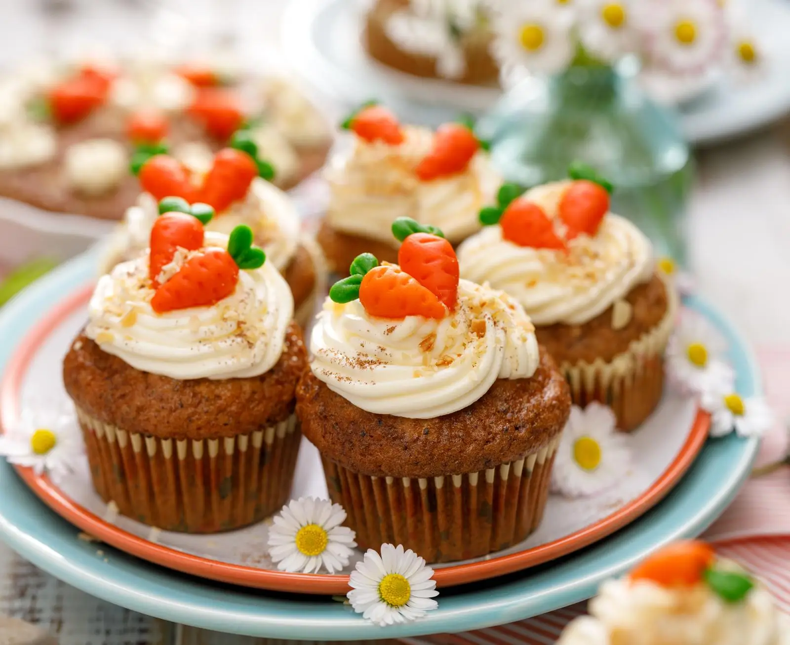 Build Lovely Cupcakes In 5 Steps To Know What People Loโฆ Quiz Orange carrot cake cupcakes