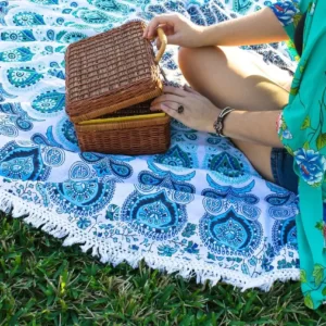 Build A Picnic & We'll Predict Your Summer Love Story Quiz 