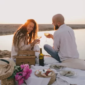 Build A Picnic & We'll Predict Your Summer Love Story Quiz Deep convo