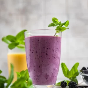 Enjoy Rainbow Breakfast & I'll Guess Age Food Quiz Blackberry smoothie