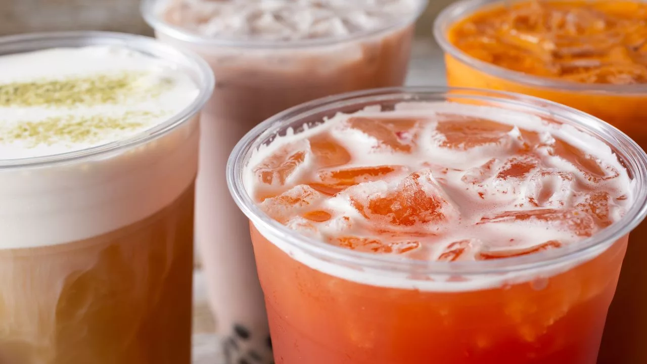 Build Your Bubble Tea To Know Your Coffee Shop Personal… Quiz Bubble tea flavors cups
