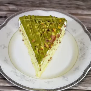 Pick Cakes & We'll Predict Your Lifespan Quiz Pistachio cake