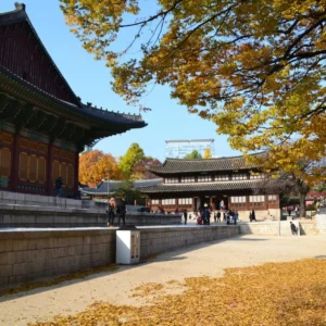 KPop Group-Seoul Travel Quiz Deoksugung Palace
