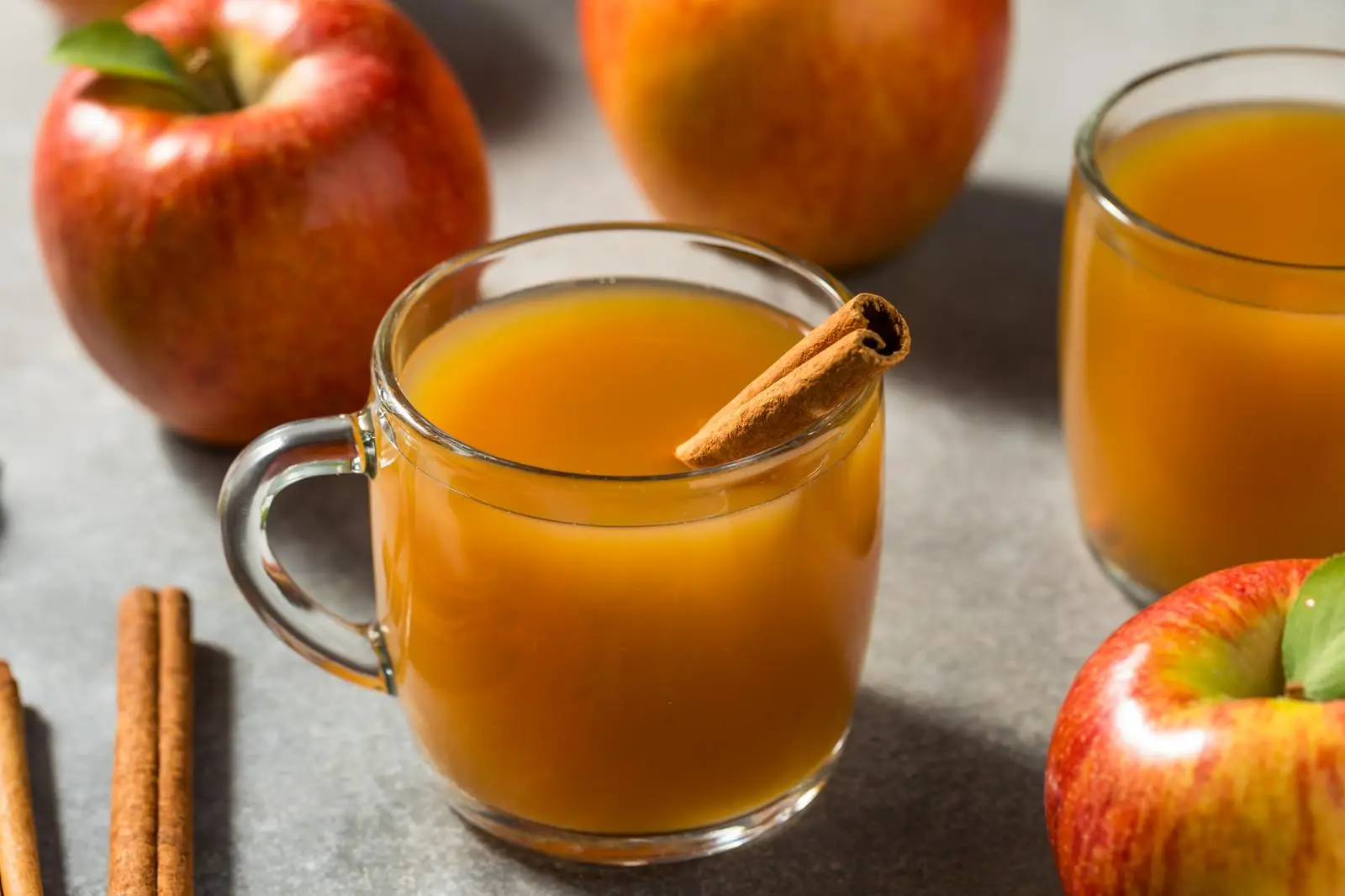 Eat Thanksgiving Food To Know What People Love About You Quiz Apple cider