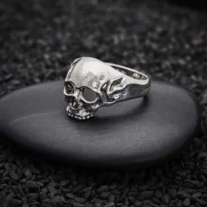Are You A Hobbit, An Elf, A Dwarf, Or An Orc? Quiz Skull ring