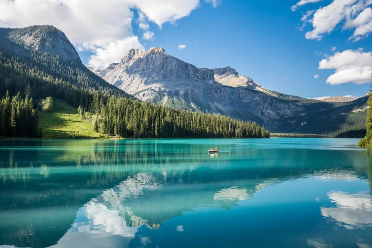 Places That Start With 'E' Quiz Emerald Lake, Yoho National Park, Canada