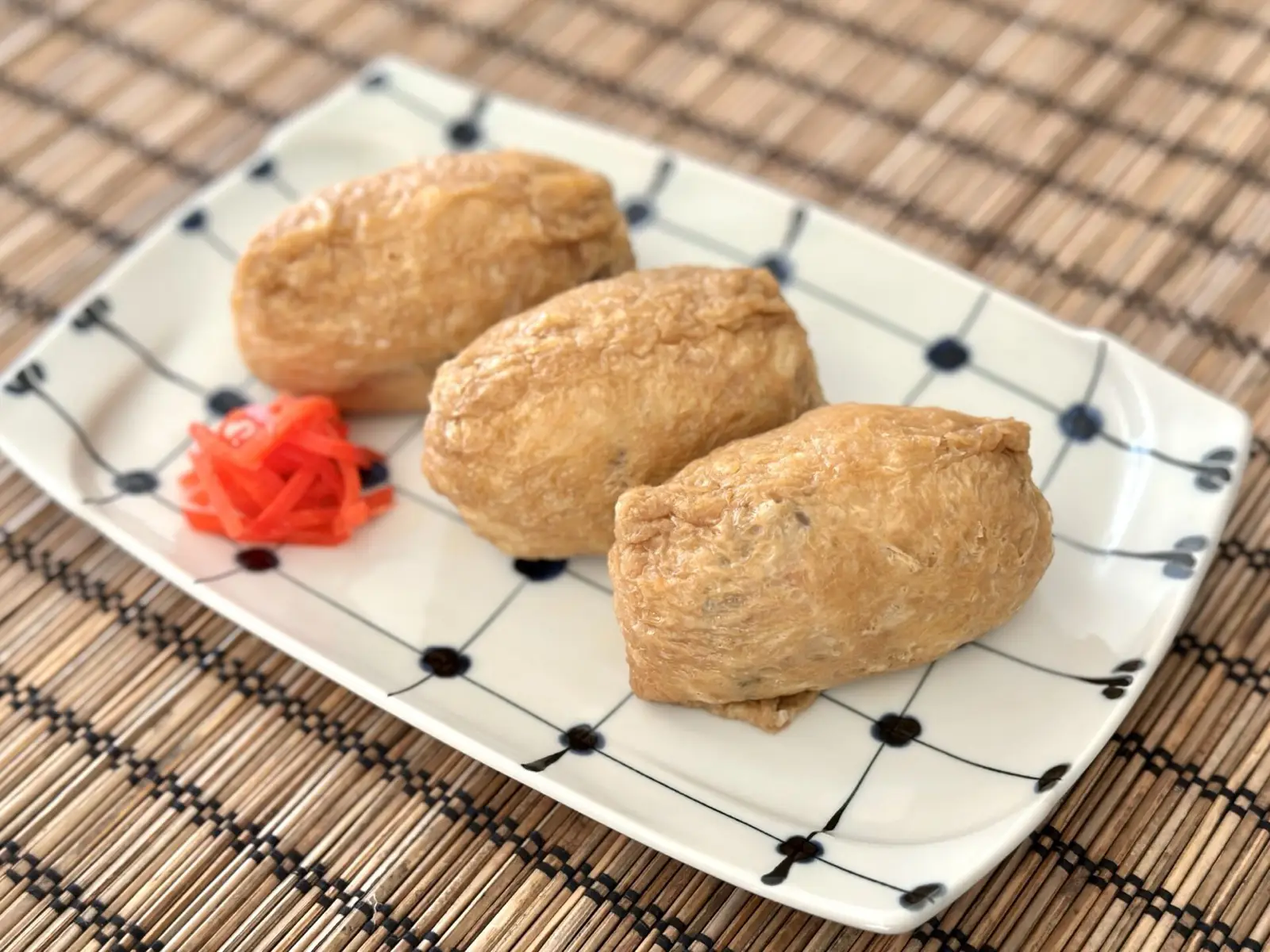Inarizushi (Inari sushi)