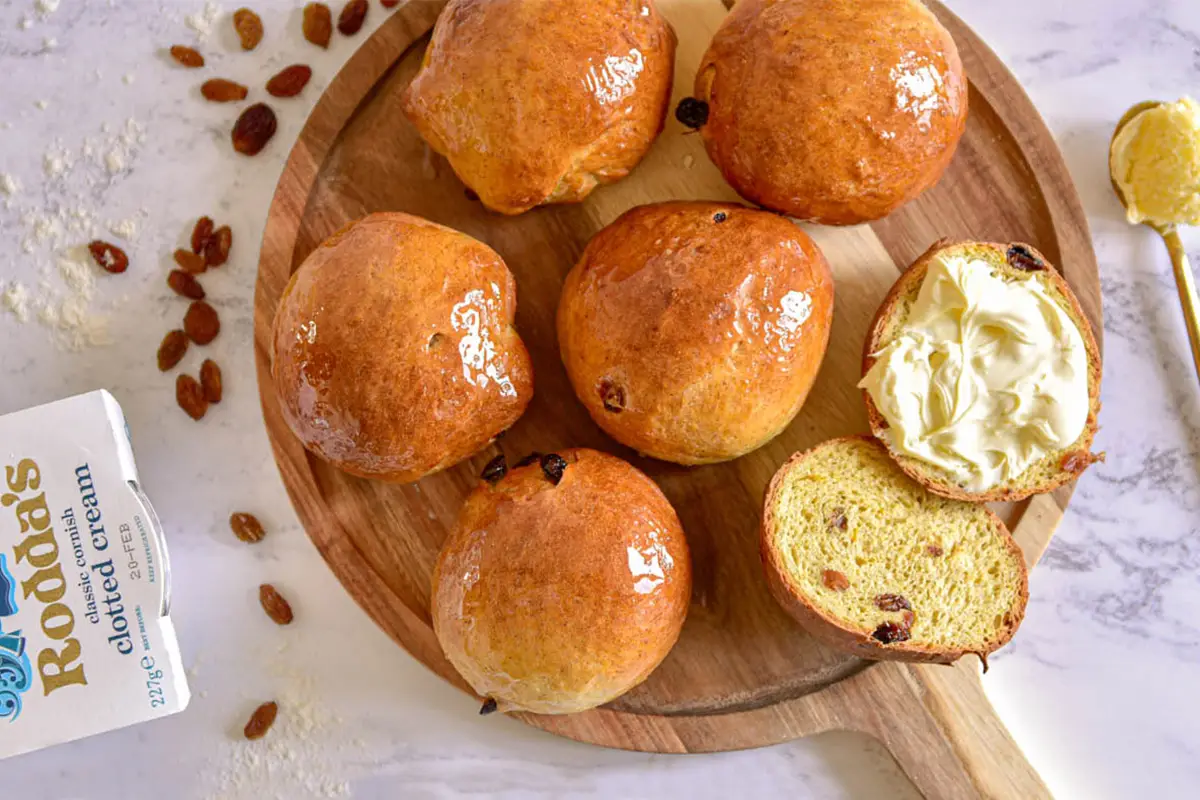 British Dessert Identification Quiz Cornish saffron buns