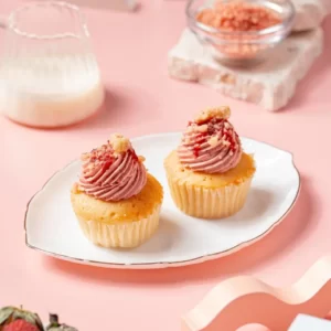 Pick Strawberry Treats To See What You'll Do This Spring Quiz Strawberry lemon cupcake