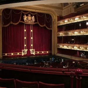 Pick A-Z Activities & Find Out When You'll Be Rich Quiz Opera